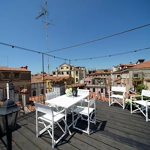 2* Hotel apartamentowy La Fenice